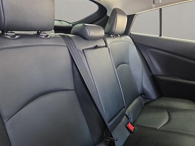 2021 Toyota Prius XLE   - Photo 15 - Lennox, CA 90304