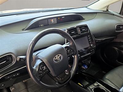 2021 Toyota Prius XLE   - Photo 11 - Lennox, CA 90304
