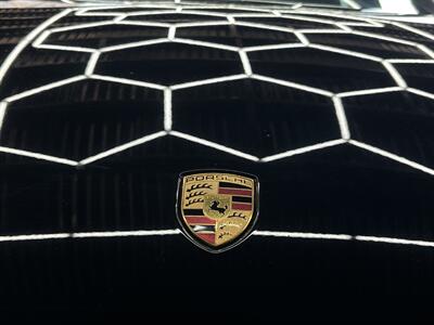 2015 Porsche Macan Turbo   - Photo 23 - Lennox, CA 90304