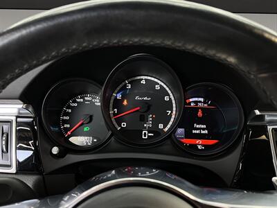 2015 Porsche Macan Turbo   - Photo 11 - Lennox, CA 90304