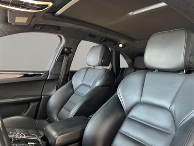 2015 Porsche Macan Turbo   - Photo 9 - Lennox, CA 90304