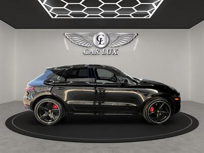 2015 Porsche Macan Turbo   - Photo 8 - Lennox, CA 90304