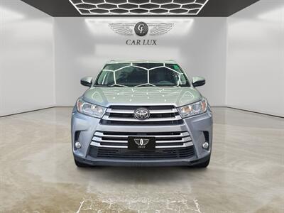 2019 Toyota Highlander XLE   - Photo 8 - Lennox, CA 90304