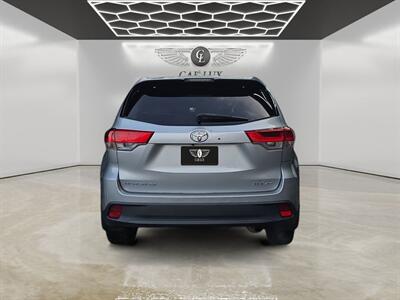 2019 Toyota Highlander XLE   - Photo 4 - Lennox, CA 90304