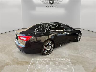 2018 Maserati Quattroporte S GranLusso   - Photo 5 - Lennox, CA 90304