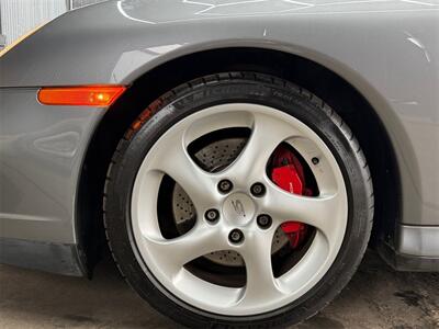 2004 Porsche 911 Carrera 4S   - Photo 18 - Lennox, CA 90304