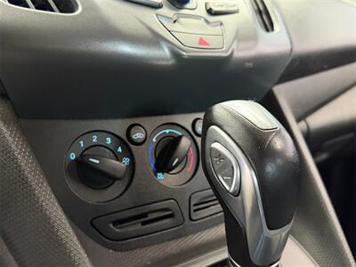 2017 Ford Transit Connect XL   - Photo 18 - Lennox, CA 90304