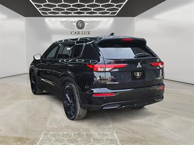 2023 Mitsubishi Outlander SE Black Edition   - Photo 3 - Lennox, CA 90304