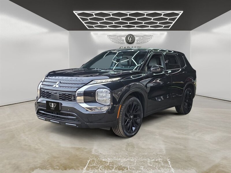 2023 Mitsubishi Outlander Black Edition FWD