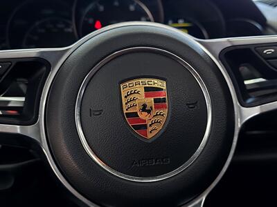2017 Porsche Cayenne Platinum Edition   - Photo 19 - Lennox, CA 90304