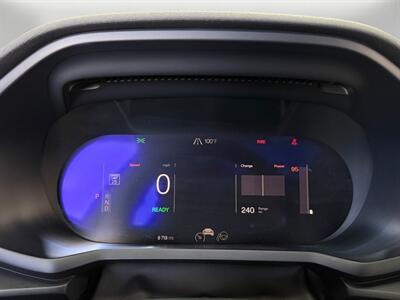 2024 Polestar 2 Long Range Dual Motor - Photo 19 - Lennox, CA 90304
