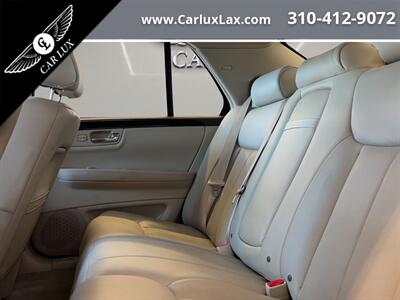 2011 Cadillac DTS Luxury Collection   - Photo 13 - Lennox, CA 90304