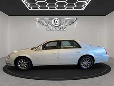 2011 Cadillac DTS Luxury Collection   - Photo 4 - Lennox, CA 90304