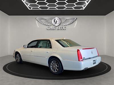 2011 Cadillac DTS Luxury Collection   - Photo 5 - Lennox, CA 90304