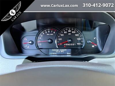 2011 Cadillac DTS Luxury Collection   - Photo 12 - Lennox, CA 90304