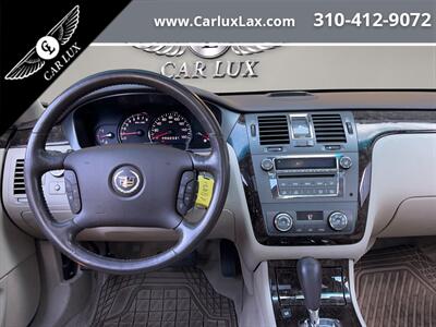 2011 Cadillac DTS Luxury Collection   - Photo 14 - Lennox, CA 90304