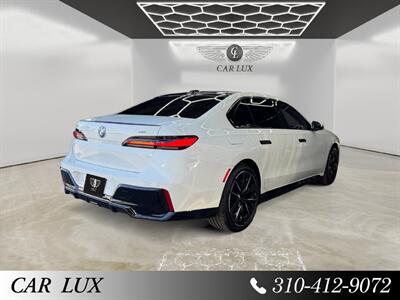 2023 BMW i7 xDrive60 - Photo 5 - Lennox, CA 90304