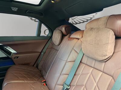 2023 BMW i7 xDrive60 - Photo 13 - Lennox, CA 90304