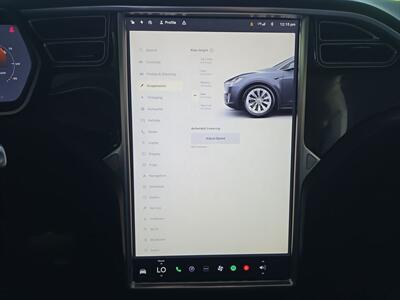 2016 Tesla Model X 90D   - Photo 20 - Lennox, CA 90304