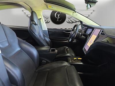 2016 Tesla Model X 90D   - Photo 15 - Lennox, CA 90304