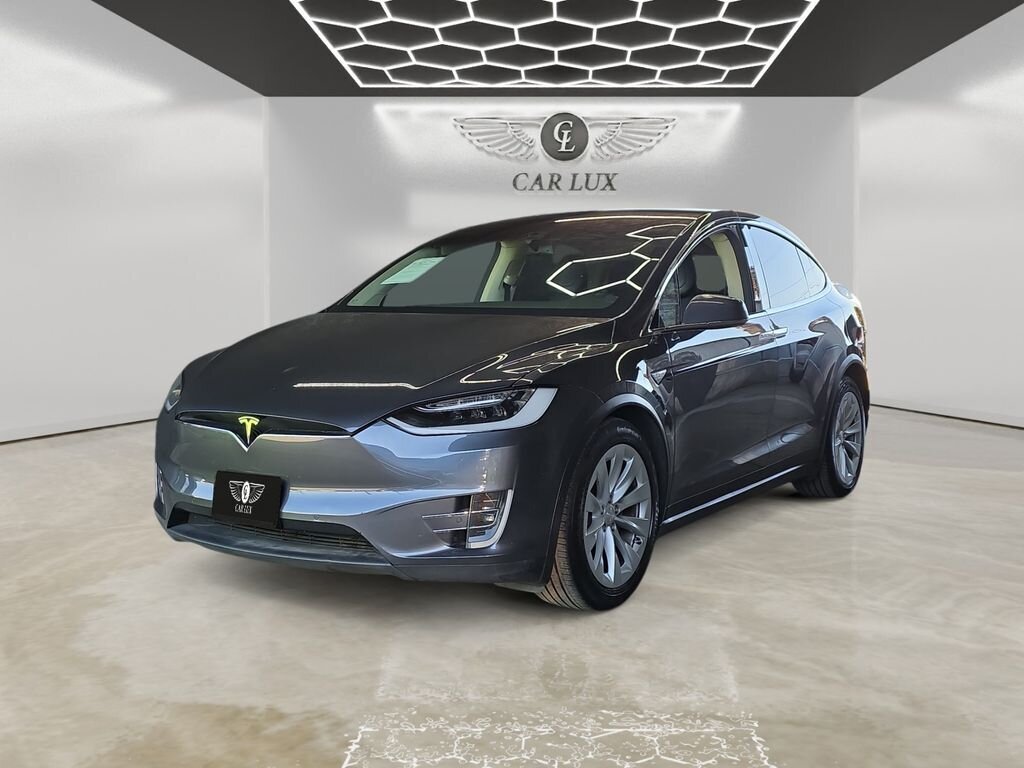 2016 Tesla Model X 90D   - Photo 1 - Lennox, CA 90304