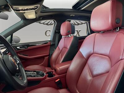 2023 Porsche Macan T - Photo 9 - Lennox, CA 90304