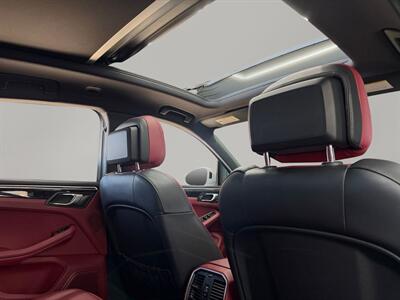 2023 Porsche Macan T - Photo 19 - Lennox, CA 90304