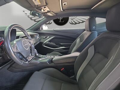 2018 Chevrolet Camaro SS 1SS   - Photo 8 - Lennox, CA 90304