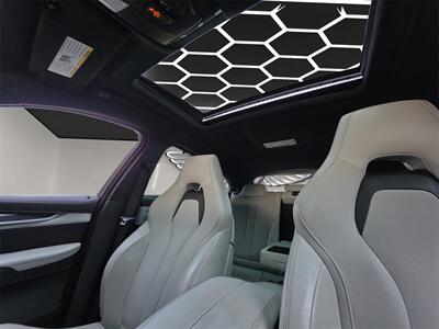 2018 BMW X6 M   - Photo 21 - Lennox, CA 90304