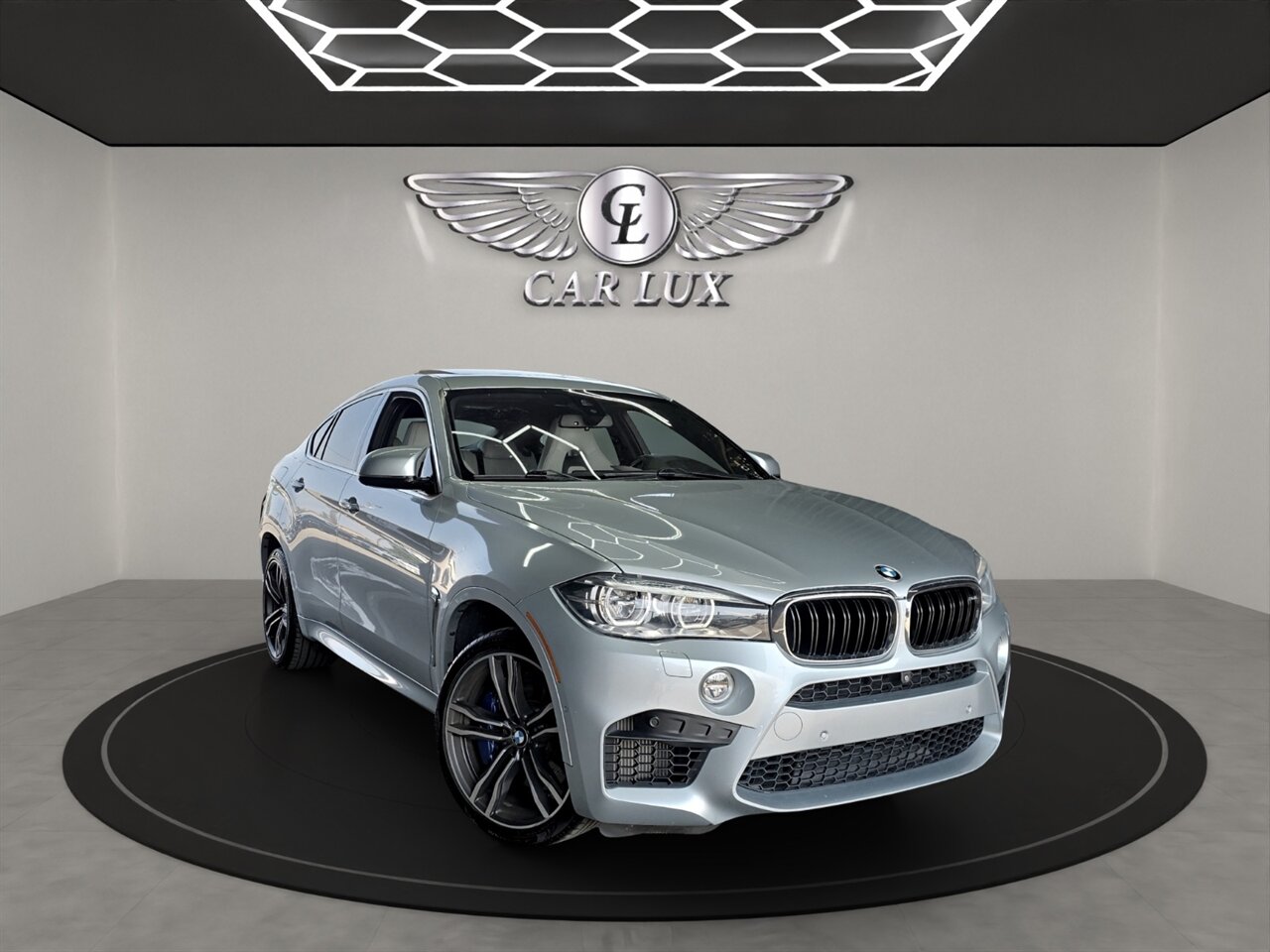 2018 BMW X6 M - Photo 1 - Lennox, CA 90304