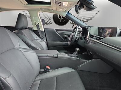2020 Lexus ES 350   - Photo 15 - Lennox, CA 90304