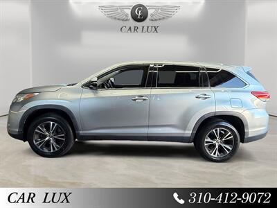 2019 Toyota Highlander LE - Photo 2 - Lennox, CA 90304