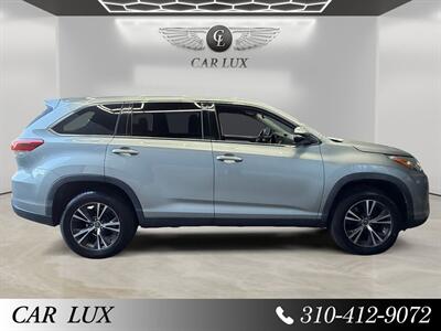 2019 Toyota Highlander LE - Photo 6 - Lennox, CA 90304