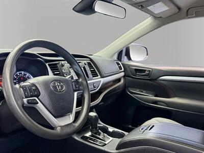 2019 Toyota Highlander LE - Photo 15 - Lennox, CA 90304