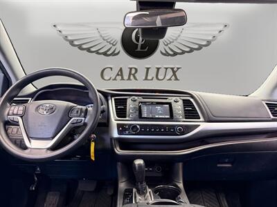 2019 Toyota Highlander LE - Photo 11 - Lennox, CA 90304