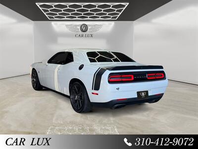 2019 Dodge Challenger R/T Scat Pack   - Photo 3 - Lennox, CA 90304