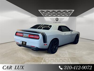 2019 Dodge Challenger R/T Scat Pack   - Photo 5 - Lennox, CA 90304