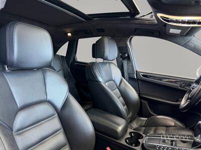 2018 Porsche Macan Turbo   - Photo 15 - Lennox, CA 90304