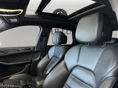 2018 Porsche Macan Turbo   - Photo 9 - Lennox, CA 90304