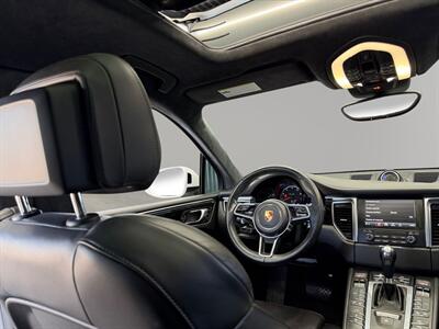 2018 Porsche Macan Turbo   - Photo 28 - Lennox, CA 90304