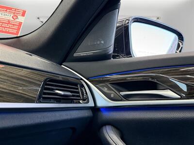 2018 BMW 540i   - Photo 22 - Lennox, CA 90304