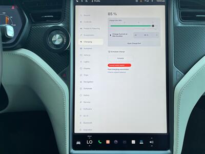 2018 Tesla Model X 75D   - Photo 27 - Lennox, CA 90304