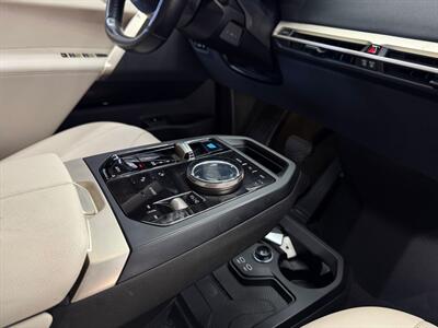 2023 BMW iX xDrive50   - Photo 20 - Lennox, CA 90304