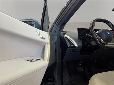 2023 BMW iX xDrive50   - Photo 30 - Lennox, CA 90304