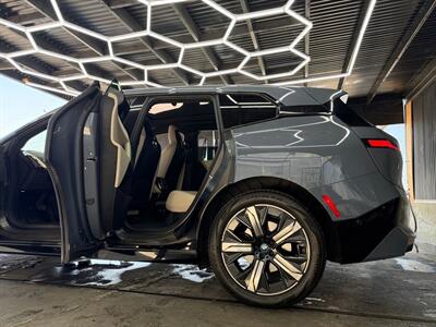2023 BMW iX xDrive50   - Photo 37 - Lennox, CA 90304