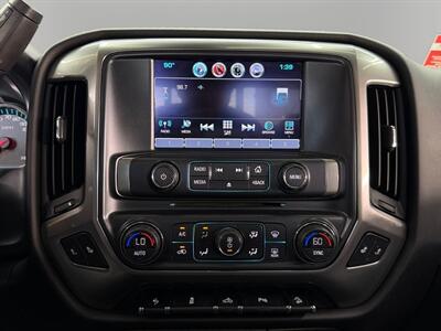 2018 Chevrolet Silverado 1500 LT LT2   - Photo 17 - Lennox, CA 90304
