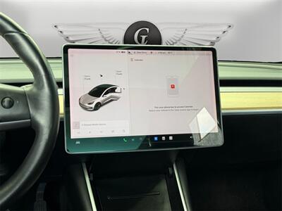 2020 Tesla Model 3 Long Range - Photo 11 - Lennox, CA 90304