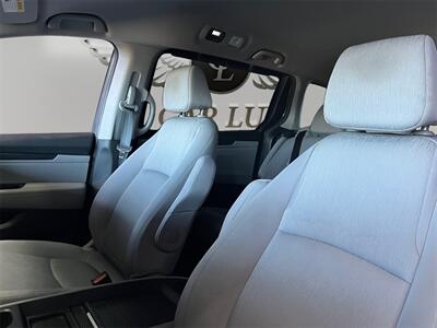 2019 Honda Odyssey EX   - Photo 9 - Lennox, CA 90304