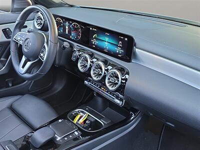 2022 Mercedes-Benz CLA CLA 250   - Photo 15 - Lennox, CA 90304