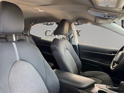 2021 Toyota Camry LE - Photo 15 - Lennox, CA 90304